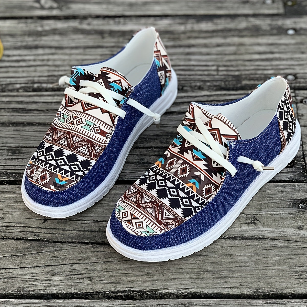 Women's Tribal Pattern Canvas Shoes, Round Toe Low Top Flat Sneakers, Casual Lightweight Walking Shoes