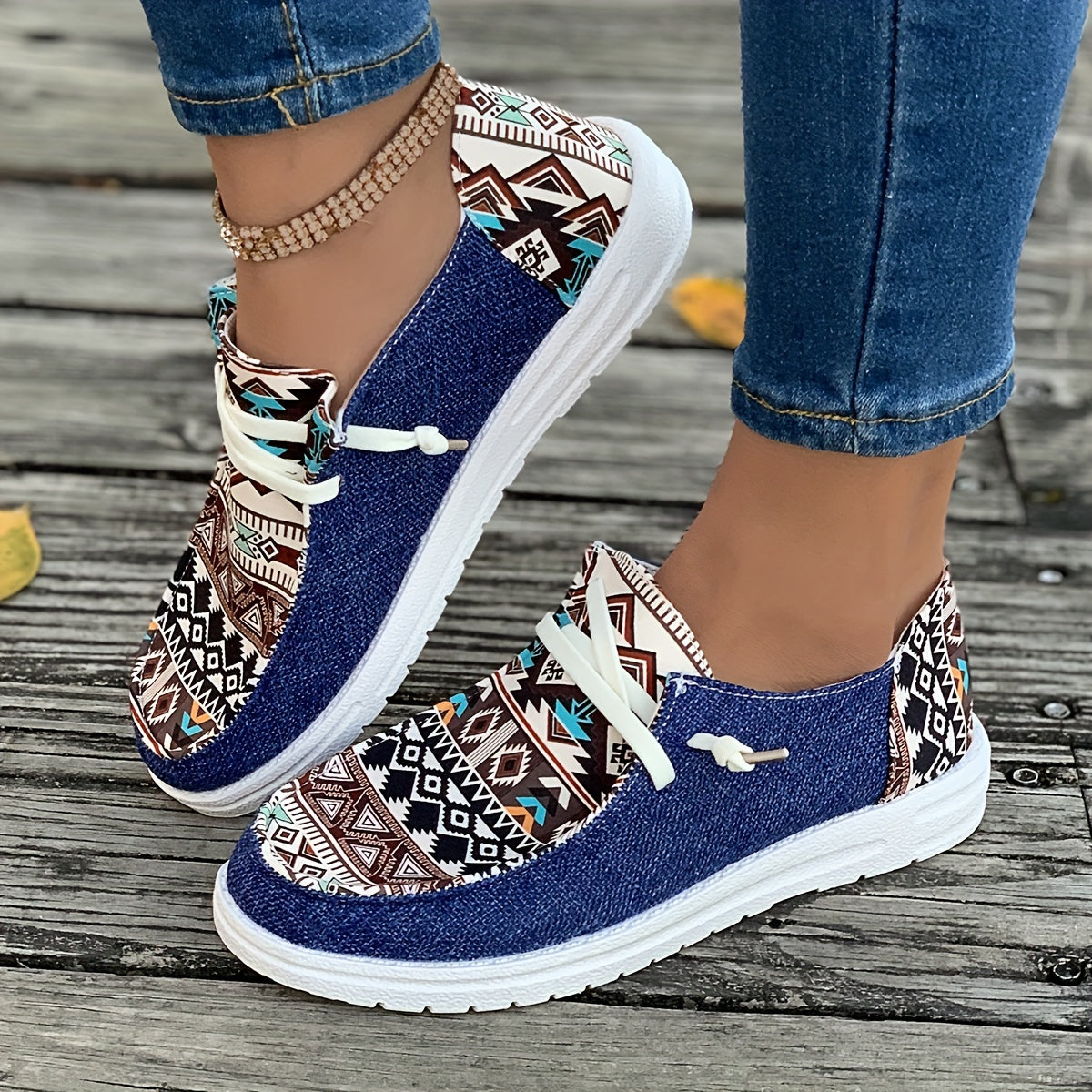 Women's Tribal Pattern Canvas Shoes, Round Toe Low Top Flat Sneakers, Casual Lightweight Walking Shoes